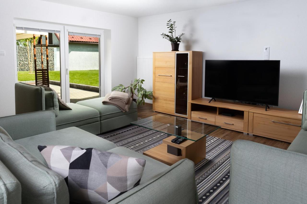 Stylish Apartment Under The Tatras Штрба Экстерьер фото